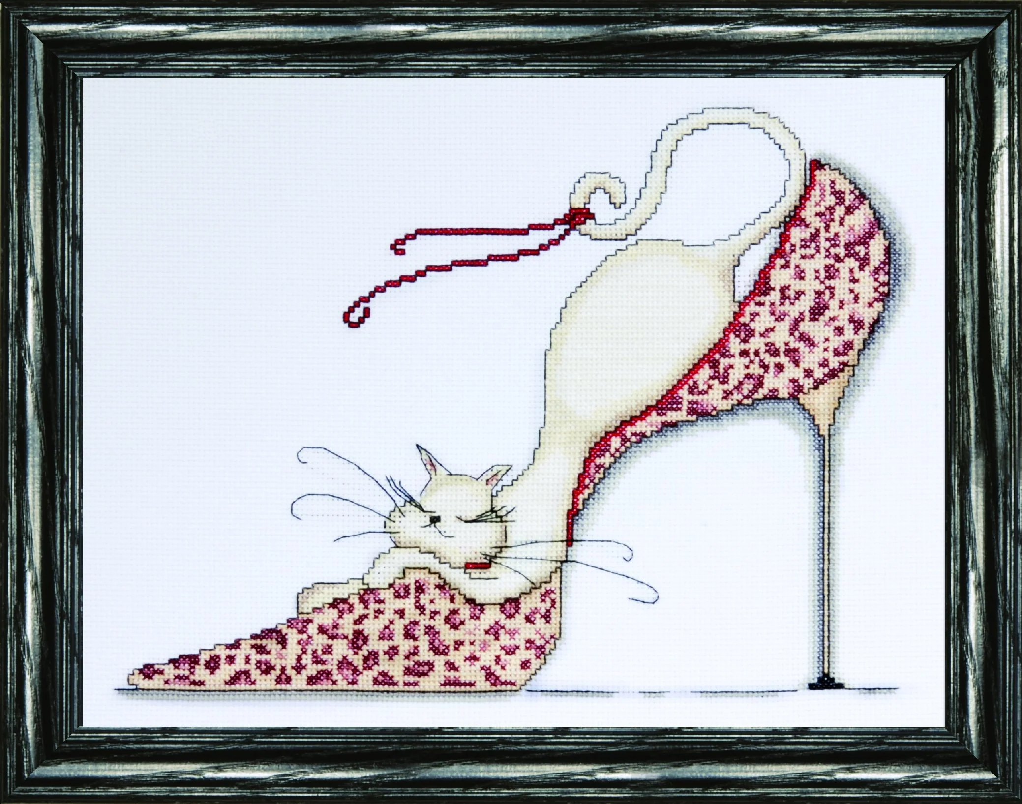 Tobin DW2553 Lepoard Shoe Counted Cross Stitch Kit, 10 by 13-Inch, 14 Count